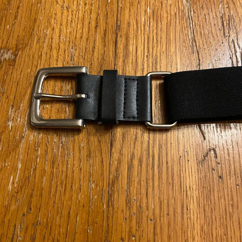 Nike black belt